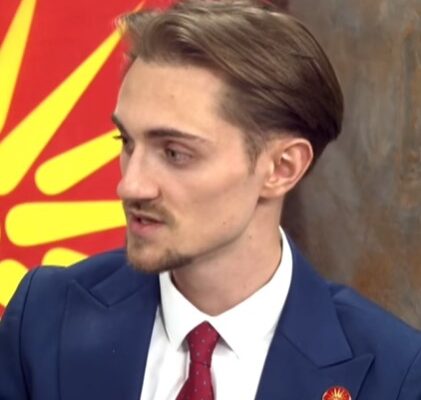 ЗА МЛАДИТЕ: Интервју со Стефан Ацковски, носител на советничката листа за Град Скопје од редовите на политичката партија Родина